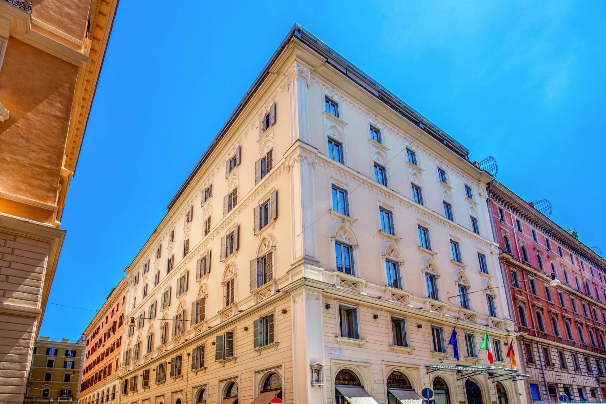Una Hotels Empire Roma — Fotos 1